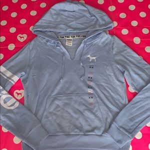 NWT VICTORIAS SECRET PINK VNECK PULLOVER HOODIE